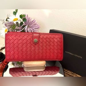 Bottega Veneta Bifold Long Wallet Intrecciato Red